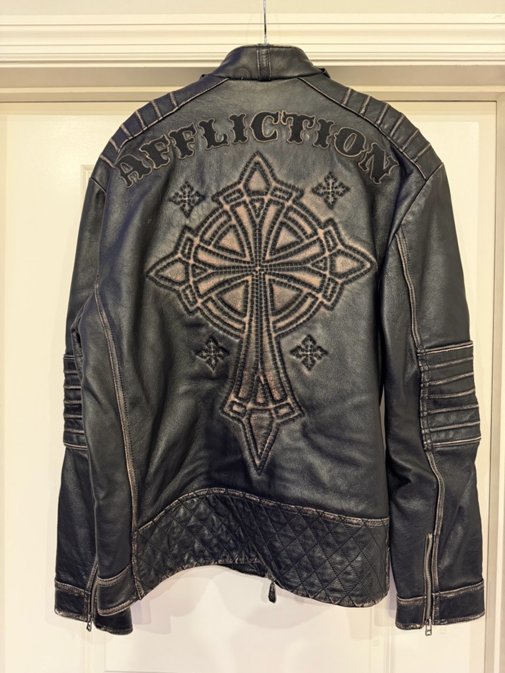 Affliction Black Leather Jacket with Embroidered Cross Back Detail NWOT Size 2XL - Picture 2 of 12